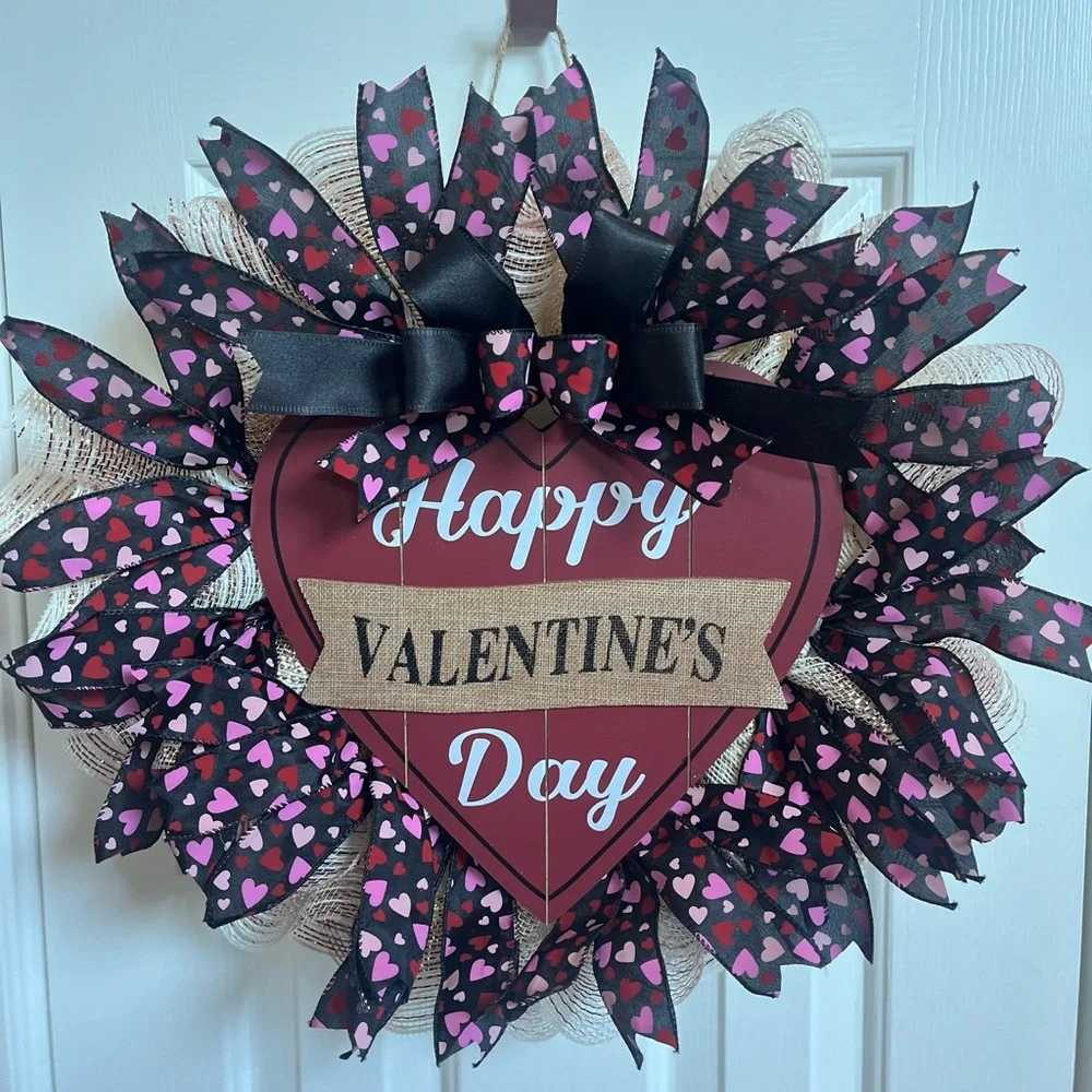 Happy Valentines Day Heart Shaped Wreath 22” Pink Red Black Indoor Or Outdoor